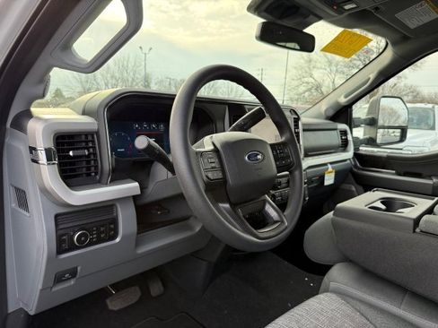 New 2026 Ford F350 XLT w/ XLT Premium Package AWD/4WD image 11