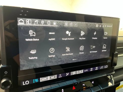 New 2026 GMC Hummer EV SUV AWD/4WD image 15