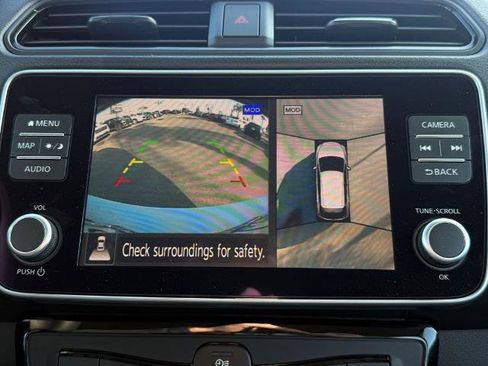 Certified 2025 Nissan Leaf SV Plus image 29