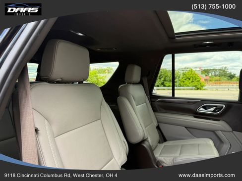 Used 2021 Chevrolet Tahoe Z71 w/ Luxury Package AWD/4WD image 43
