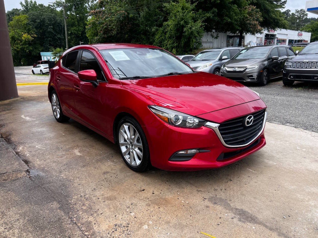 Used 2017 MAZDA MAZDA3 Touring FWD image 4