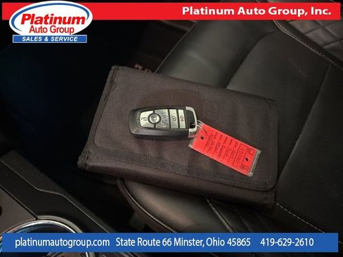 Used 2019 Ford Explorer Platinum image 25
