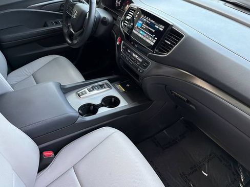 Certified 2024 Honda Passport EX-L image 20