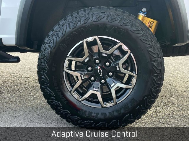 Used 2023 Chevrolet Colorado ZR2 w/ ZR2 Convenience Package III AWD/4WD image 11