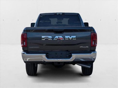 New 2025 RAM 2500 Big Horn AWD/4WD image 8