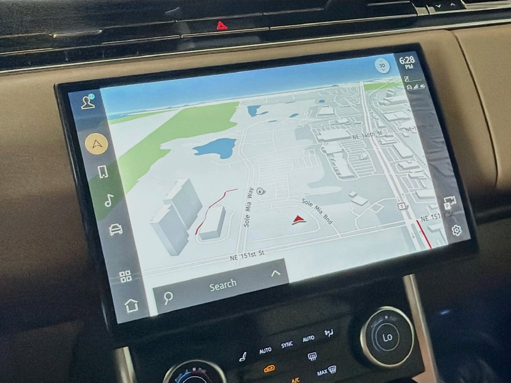 Certified 2023 Land Rover Range Rover SE AWD/4WD image 13