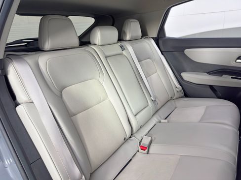 Used 2024 Nissan Ariya Engage image 37