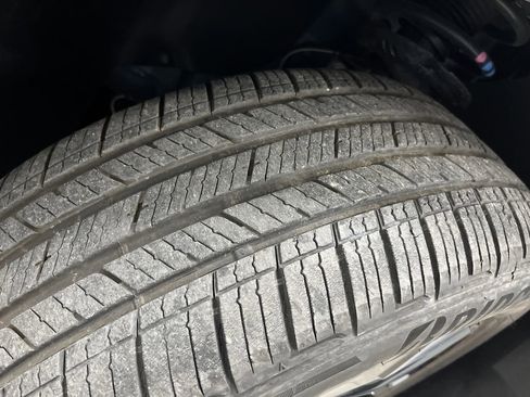 Used 2021 Volkswagen ID.4 Pro S image 38