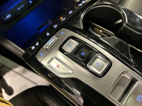 Used 2023 Hyundai Tucson Limited image 18