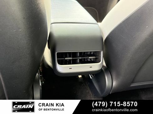 Used 2022 Tesla Model Y Performance AWD/4WD image 24