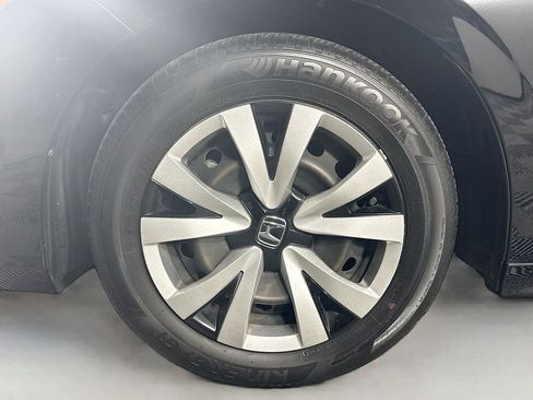 Certified 2023 Honda Civic LX image 28