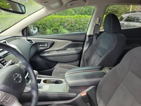 Used 2018 Nissan Murano SV FWD image 19