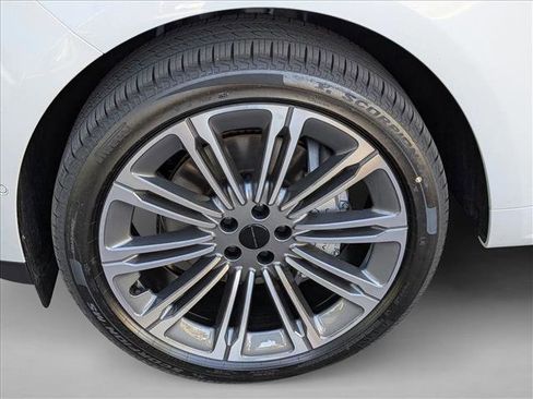 New 2026 Land Rover Range Rover Sport SE image 9