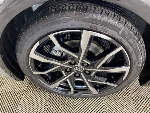 New 2026 Toyota Prius Plug-In Hybrid image 4