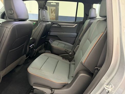 New 2026 GMC Acadia AT4 AWD/4WD image 29