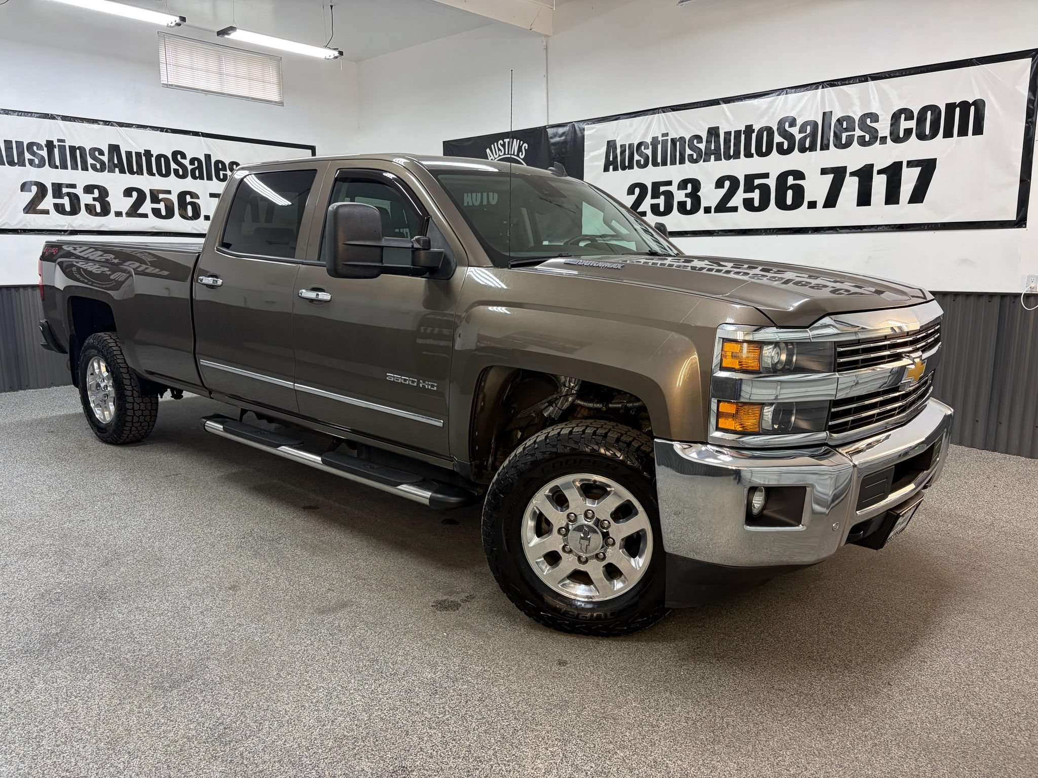 Used 2015 Chevrolet Silverado 3500 LTZ w/ Duramax Plus Package AWD/4WD image 1