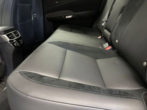 Used 2024 Lexus RX 500h F Sport AWD/4WD image 18