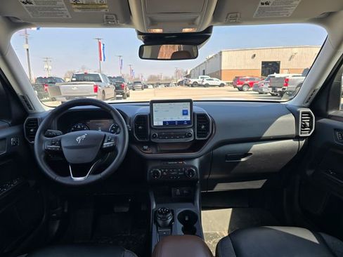 Used 2024 Ford Bronco Sport Outer Banks image 15