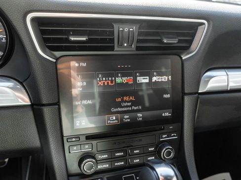 Used 2018 Porsche 911 Carrera image 20