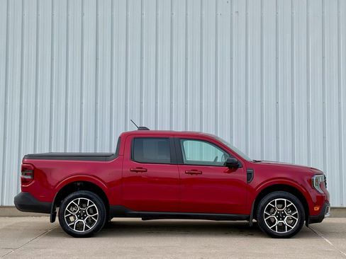 Used 2025 Ford Maverick Lariat w/ 4K Tow Package AWD/4WD image 7