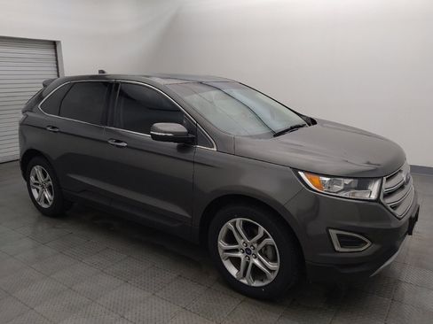 Used 2018 Ford Edge Titanium w/ Technology Package FWD image 11