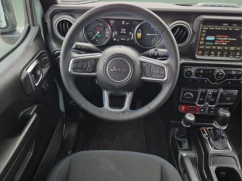 Used 2023 Jeep Wrangler Unlimited Rubicon 4xe image 19