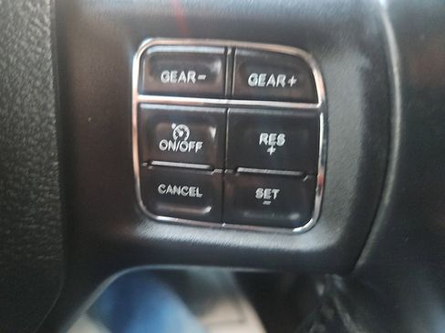 Used 2015 RAM 1500 Outdoorsman image 27