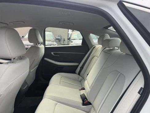 Certified 2025 Hyundai Sonata SEL image 12