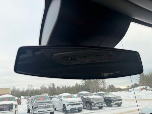 Used 2024 GMC Sierra 1500 Elevation image 45