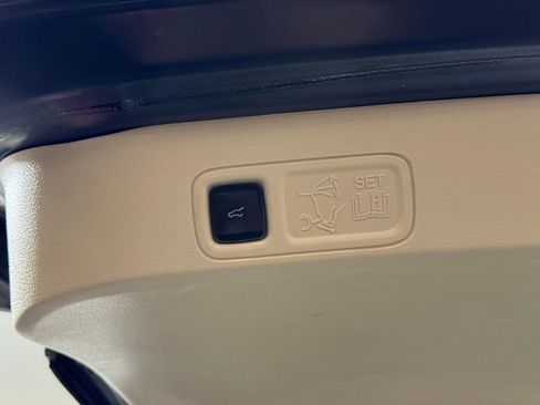 Certified 2023 Lincoln Navigator Black Label image 58