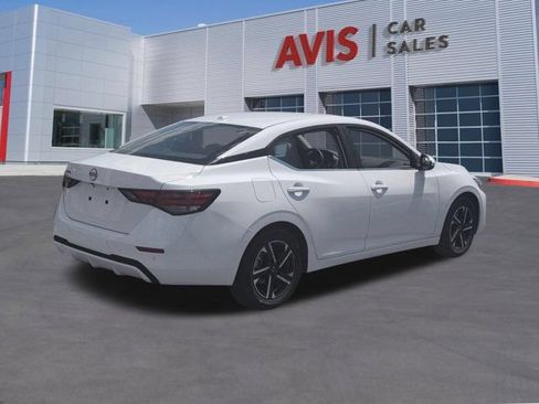 Used 2025 Nissan Sentra SV FWD image 6