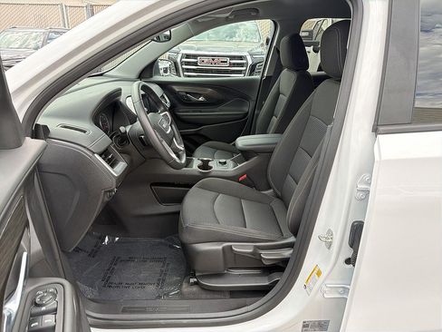 Used 2023 GMC Terrain SLE FWD image 17
