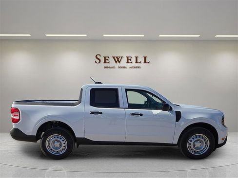 New 2026 Ford Maverick XL image 5