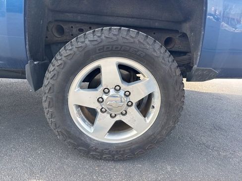 Used 2015 Chevrolet Silverado 2500 LTZ w/ Duramax Plus Package image 9