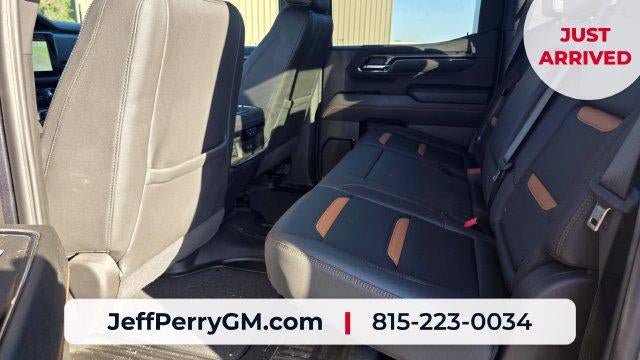 Used 2025 GMC Sierra 1500 AT4 w/ AT4 Premium Package AWD/4WD image 16