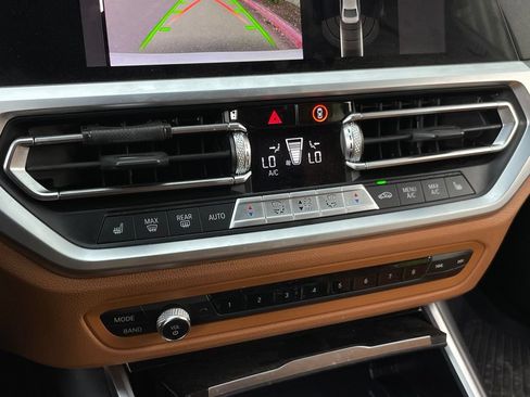 Used 2022 BMW 330i Sedan w/ Driving Assistance Package RWD image 19