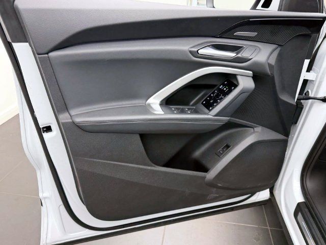 Used 2025 Audi Q5 Premium Plus w/ Premium Plus AWD/4WD image 15