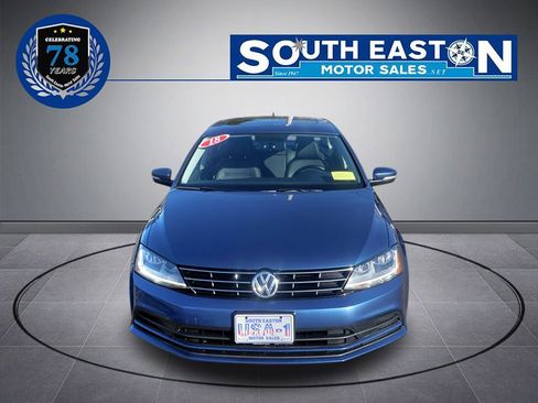Used 2018 Volkswagen Jetta SE image 3