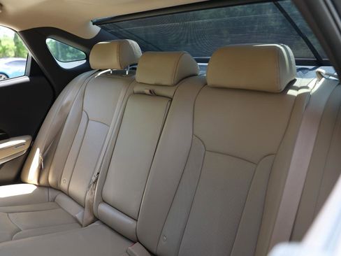 Used 2015 Hyundai Azera Limited FWD image 8