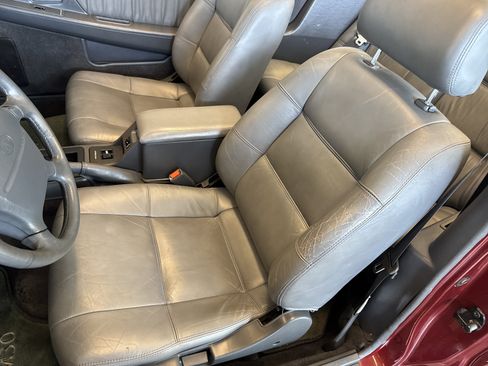 Used 1991 INFINITI M30 Convertible RWD image 18
