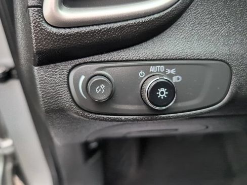 Used 2017 Chevrolet Trax LS AWD/4WD image 14
