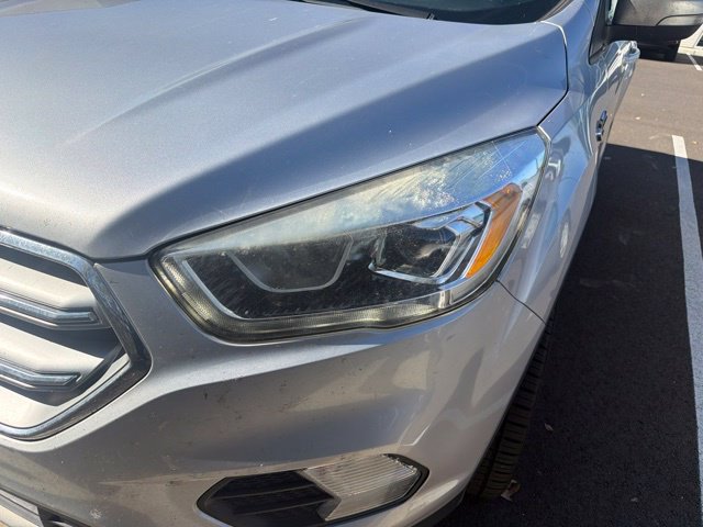 Used 2017 Ford Escape Titanium FWD image 2