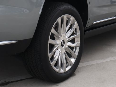 Used 2024 Cadillac Escalade Premium Luxury w/ Performance Package RWD image 12