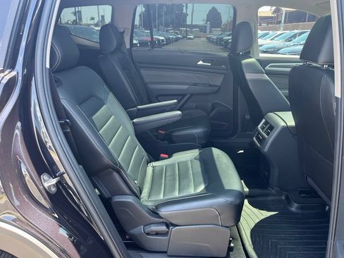 Used 2022 Volkswagen Atlas SEL Premium AWD/4WD image 33