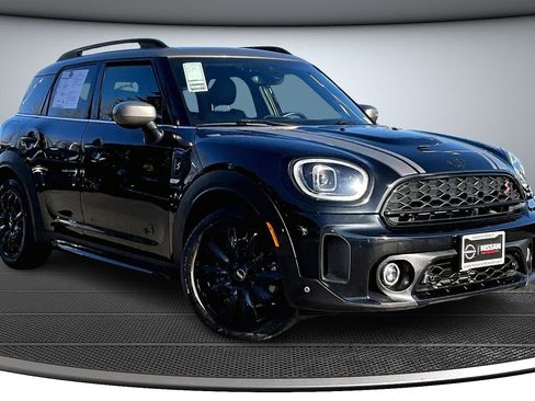 Used 2023 MINI Cooper Countryman S image 1