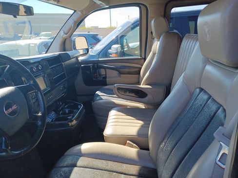 Used 2014 GMC Savana 1500 RWD image 4