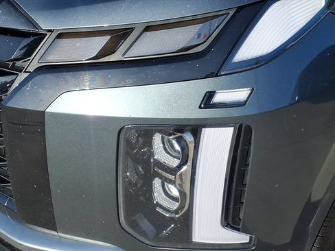 Used 2023 Hyundai Palisade SEL FWD image 11