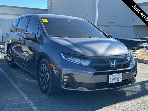 Used 2025 Honda Odyssey EX-L image 1