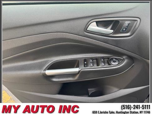 Used 2016 Ford Escape SE w/ SE Chrome Package AWD/4WD image 25