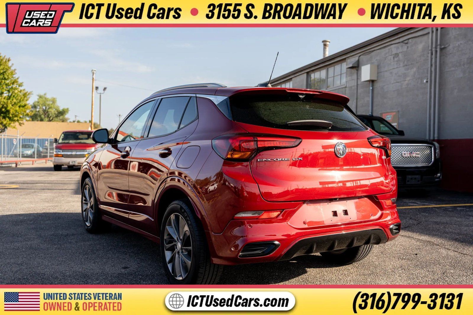 Used 2021 Buick Encore GX Essence w/ Advanced Technology Package FWD image 4